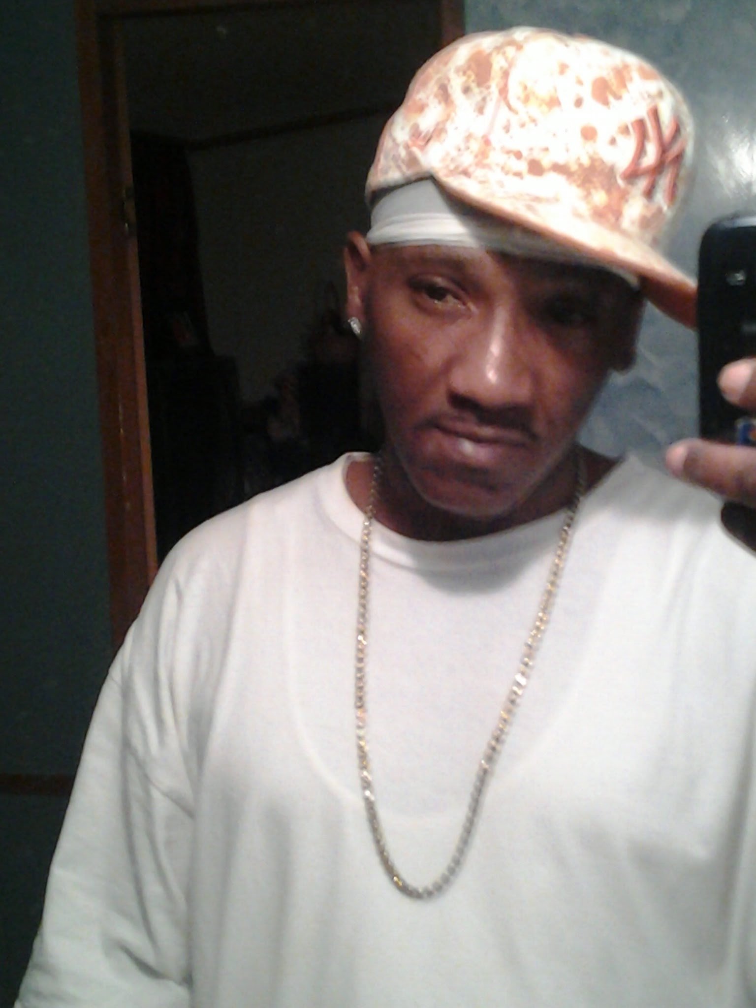 MosesKi92879494's profile picture. 