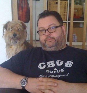 FleaAFC's profile picture. Gooner, Roadie, Dad!