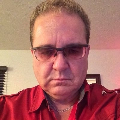 Yves99232404's profile picture. I'm a single man okay.❤️