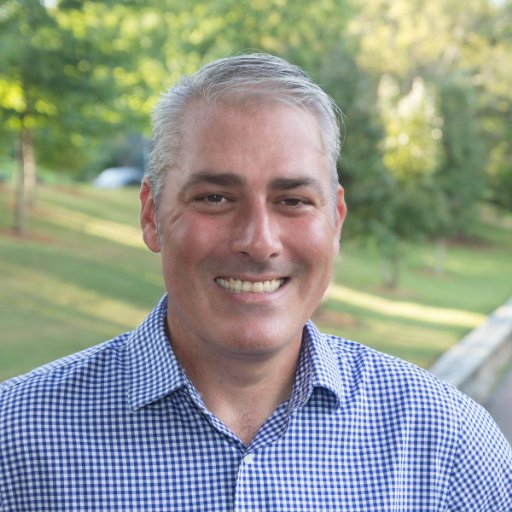 Bricoleur. Flaneur. Accidental urbanist. Premature curmudgeon. Ask me about parking lots & hot dogs. Co-founder @threadatl Proud supporter @gloatl. Local grocer