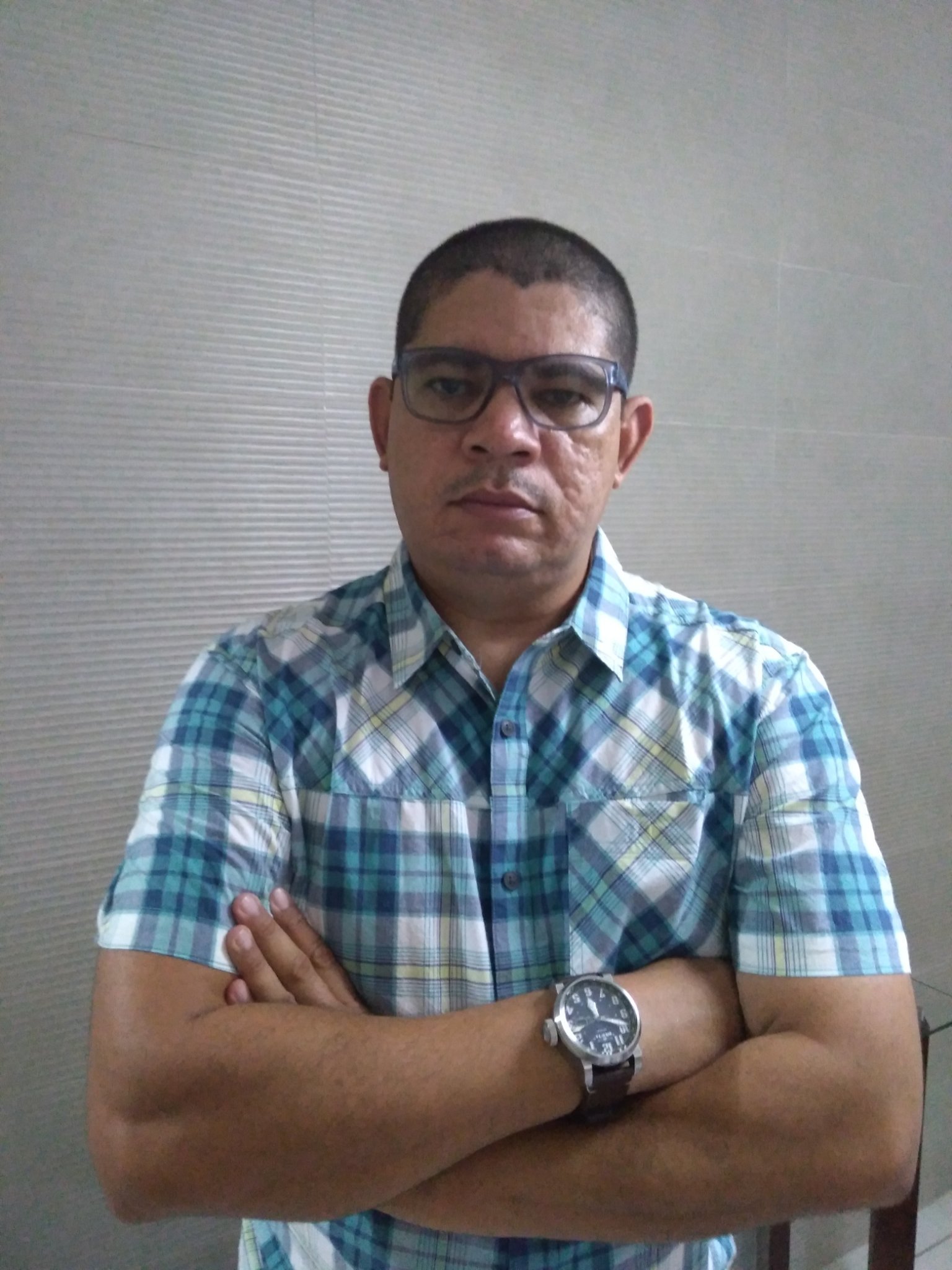 ANDRELUIZBEZER3's profile picture. Até os tempos difíceis passam.

No tempo de DEUS o Brasil ganhará a guerra contra os criminosos e a nefasta esquerda.