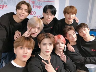 I retweet all #NCT #NCT127 #NCTDREAM #NCTU #WayV #威神V group orders / goods. | For USA & Canada 🇺🇸🇨🇦 | Current GOs = ♥ | ENG or KOR