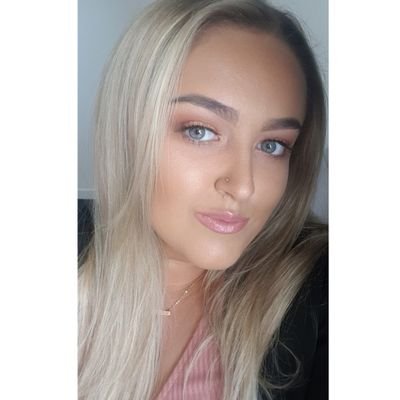 amybarber96's profile picture. 
