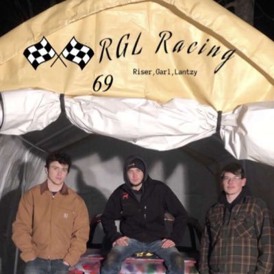 reeseriser1's profile picture. Either roll with me or get out the way😤