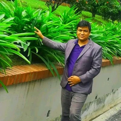 I am very simple,but still I can't find out a person
who belive,understand & love me except
parents&younger brothers or sisters.I mind it ,this
is very
RARE