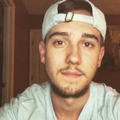 robert_wright_'s profile picture. • KSU '20 • 《 Aspiring MMA fighter 》 《 Amateur bodybuilder 》