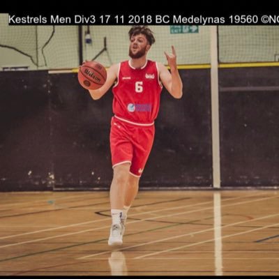 Basketball player 🔥. love all American sports. ride or die Cleveland fan. and I love to play video games 🙌🏼...