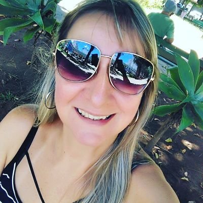 LilianeToledo3's profile picture. 