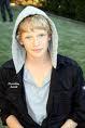 i'm 13 years old . i really love cody simpson and justin bieber . if you truly cody fans ,please follow me :D