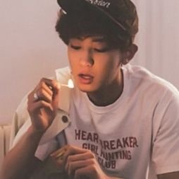 me desculpa se eu já te segui antes, é o desespero @yeolmagic