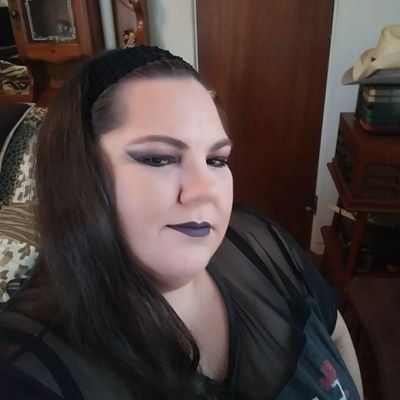 VBelladonna's profile picture. Urban Retreat Consultant who loves sharing all our cruelty free cosmeceuticals. Upbeat and friendly Influencer/Promoter looking to collaborate with new brands.