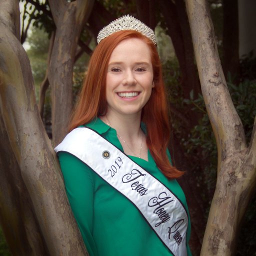 The official Twitter for the Texas Honey Queen and Princess - Spokespersons for the Texas Beekeepers! And lovers of the honey bee!