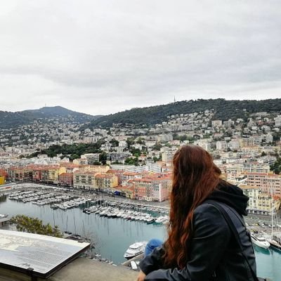 FlorEtcheverry's profile picture. Software engineer. FIUBA + Télécom Bretagne. 🇦🇷 🇫🇷 
🎶 🛼🤦‍♀️¯\_(ツ)_/¯