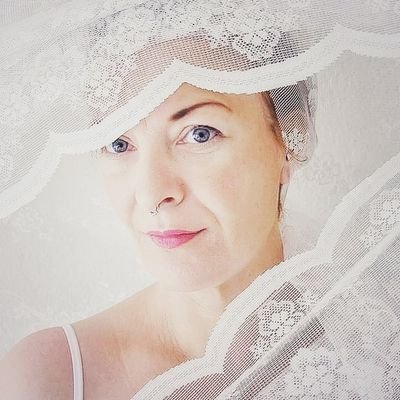 mimaaike's profile picture. Famke! |Brain injury after meningitis |Family |Friends |Pearl Jam |Concerts |Festivals |Fotografie |  ♡