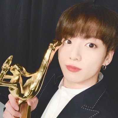 baby_jk_jp's profile picture. BABY RABBITの日本向けアカウントです🐰 @babyjk_1997