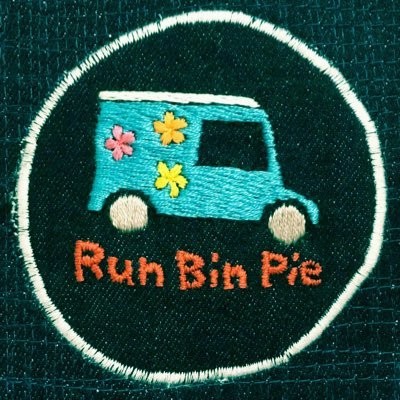 RunBinPie(るんびんぴぃ)という名前のオリジナルおやつをキッチンカーで移動販売しています。るんびんぴぃは、春巻きの皮でアイスを包んだスイーツです。(商標登録済みです。)場所は随時お知らせします。🌼是非タグ付けしてください🌼【Instagramhttp://Instagram.com/runbinpie4u
