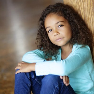 daughter of @PsychicLure And @SendsYouToHell Clings to @DestinedPower my brother makes @DemonsFearHim┗#Twisted┛