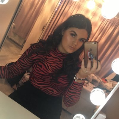 Emm On Twitter Don T See How People With Bright Blonde Hair