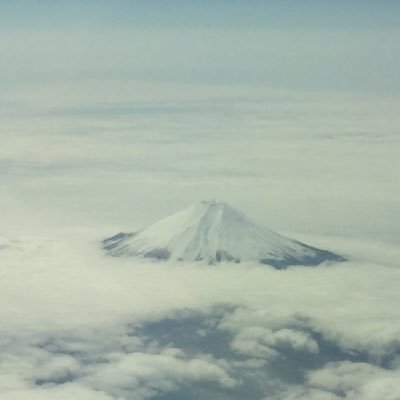 反ワクチン。もっと政治に関心を持とうよ！ 平和も経済も生活も政治の良し悪しと密接に繋がってる。ちゃんとした政治家を選ぼう。選挙へ行こう。子供達の明るい未来を作るのは私たち。