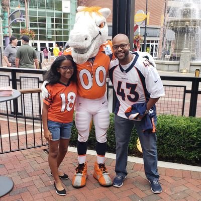 DS_SinPelo's profile picture. I won't apologize for who I am. Man of God, Father of 4, Denver Broncos super fan, Pro Wrestling fan, home brewer, dreamer, creator.