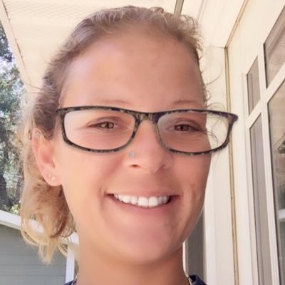 Porterboysfamil's profile picture. Trump supporting, Business owner, College Graduate, Mother, Wife,