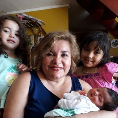 LUCHO X LA UNIDAD DE LA OPOSICION. Mama, abuela, Ingeniero en Administracion y Presidente del P.Progresista R.del Maule, VIVA MARCO!!!!!!