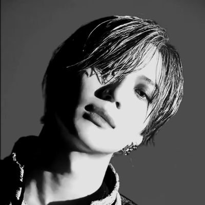 SHINee/Taemin Biased/Shinee_Sline No.1115                    
There remains countless reason of why I think of you all night🌛who's on the dance floor🐥