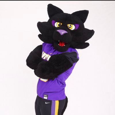 Official Twitter account for the University of Northern Iowa mascot, TC. I am the ultimate Panther fan!