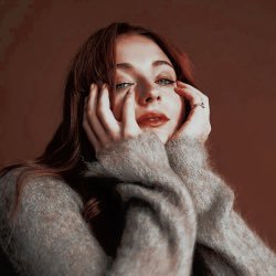 rougestorms's profile picture. — 𝙮𝙤𝙪 𝙨𝙝𝙤𝙪𝙡𝙙 𝙨𝙚𝙚 𝙢𝙚 𝙞𝙣 𝙖 𝙘𝙧𝙤𝙬𝙣.