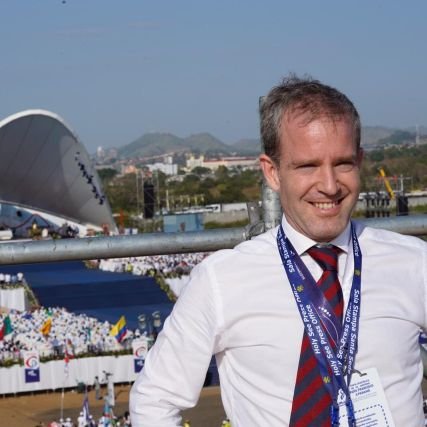Javier Martínez-Brocal Profile