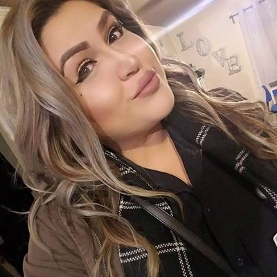 OhSnap1tsHer's profile picture. Leo. Workaholic. Fashionista. Self love advocate. Small town budget, Big city spender.