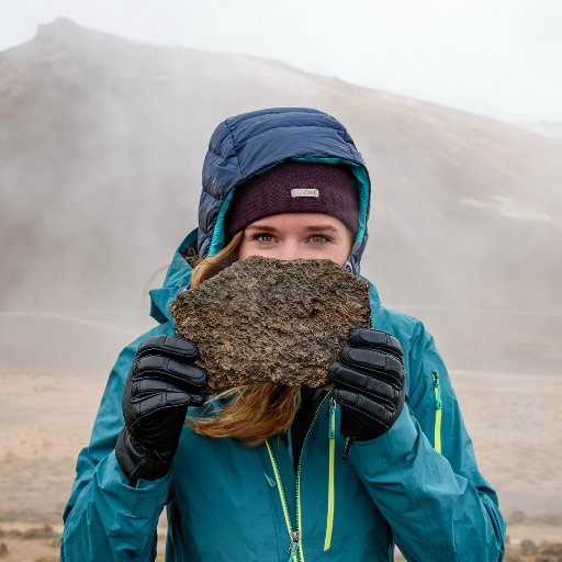 Planetary PhD candidate. Science journalist + graphic design. AAAS Mass Media Fellow ‘22. NASA M2020, InSight, & LRO Teams. Just really loves rocks and her dog.