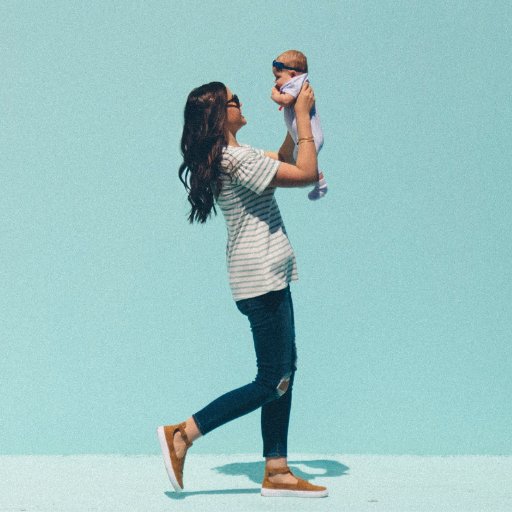 Because Mom of the Year is too much pressure.
Save time, save money, and save your sanity with these tips & tricks to wow others without the effort.