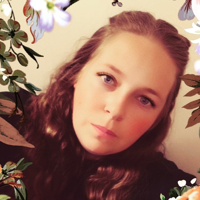 KateMit11259075's profile picture. Crazy mumma.