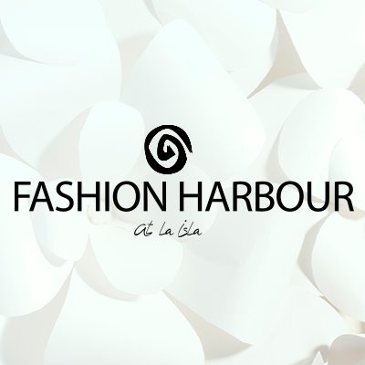 Fashion Harbour el centro comercial de lujo más exclusivo del Caribe Mexicano. 
Fashion Harbour is the most exclusive luxury shopping Center.