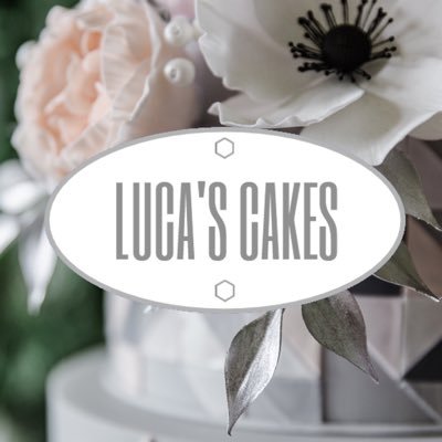 AWARD WINNING BESPOKE WEDDING AND CELEBRATION CAKES