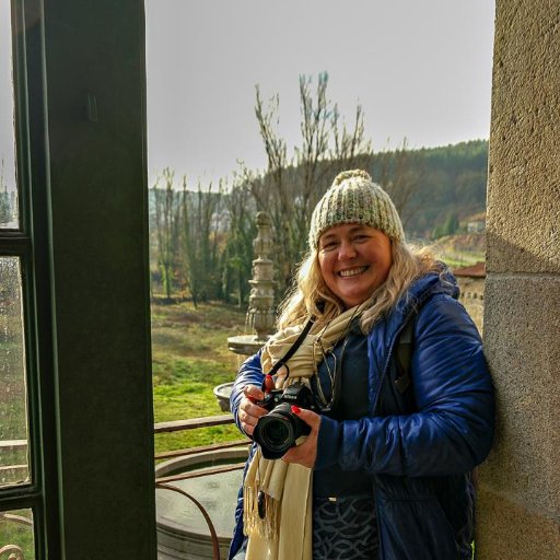 EugeniaAves's profile picture. 😀