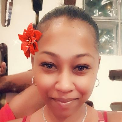 boomsket's profile picture. happily married with 2 kids