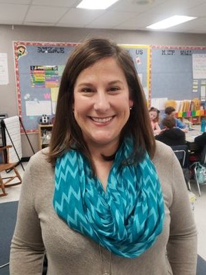 lkappiris's profile picture. Mom, teacher, beach lover 👩‍🏫👨‍👩‍👧‍👦⛱