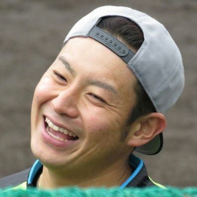 giants93652's profile picture. 〘G#2#25#61#19#00#64〙〘E#3#8#21#39#0#2〙

各球団に推し選手がいすぎるミーハーファンですが【巨人と楽天はまるっと箱推し❤️】
イーグルスの18年ドラフト大卒組 (#8#2#39#48#51#56) が大好きで頻繁に沸きます❤️‍🔥