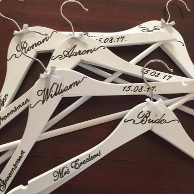 Personalised Wedding hangers 👰 🎩 Just the personalisation £3 ✨ With bows to match your colour scheme £3.50 ✨ With diamanté’s £4✨ With both £4.50✨