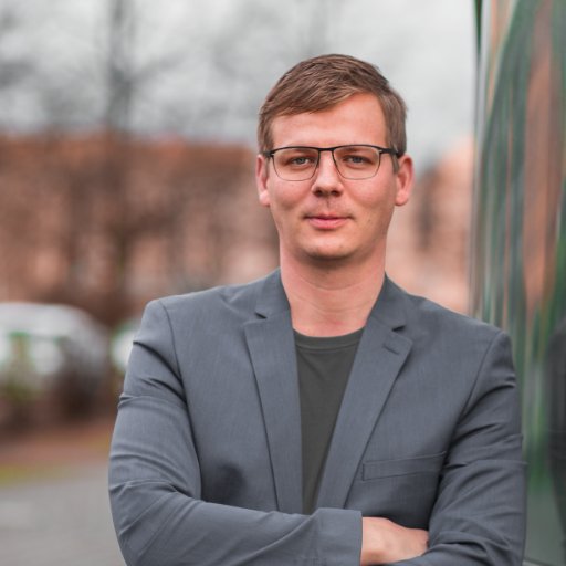 Co-Vorsitzender @dielinke.brdbrg Gewerkschaftssekretär. Unverbesserlicher Optimist. Gutmensch.