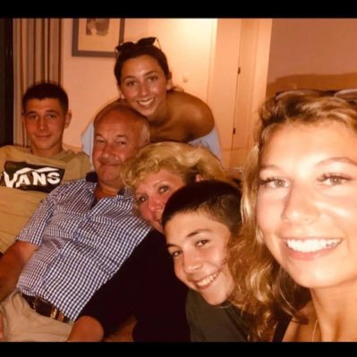 Mum of 4, Carrot Farmers wife, Self Employed Agri Assessor, Love Sport❤️ AK Amputee