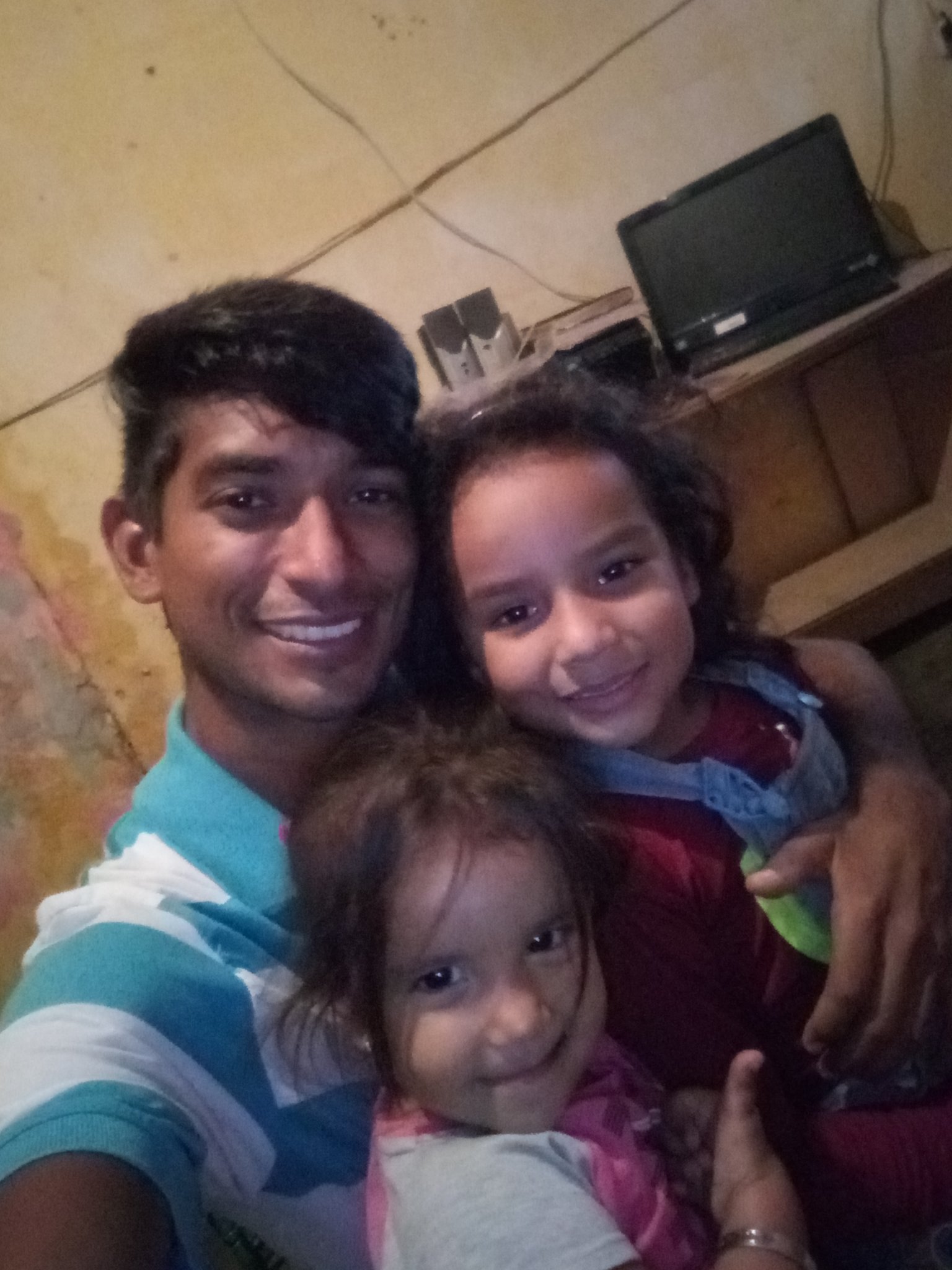 RozoOswell's profile picture. 