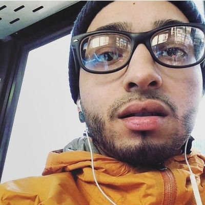 _BathingMoon's profile picture. main platform via Instagram @COKEPRICEWENTUP

Platinum Cover Artist
Graphic & Motion Designer
Videographer
UX | UI Designer
Fashion Designer
Interior Designer