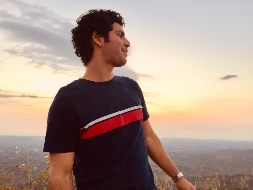 danniercl's profile picture. Una unidad temporalmente consciente en un Universo indeterminista, caótico y posiblemente simulado.