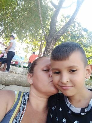 mayraleonerd's profile picture. Ser positiva