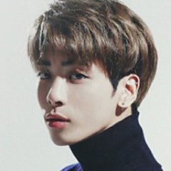 Elisa60647311's profile picture. 