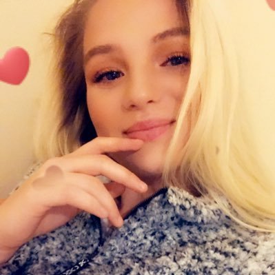 alicia_pare's profile picture. never take anything for granted 💫                     beardie owner 🦎💛