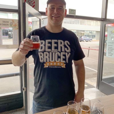 Beer tasting, tips, interviews & reviews with Brucey. Untappd/Instagram/YouTube/Facebook/Vimeo: beerswithbrucey
